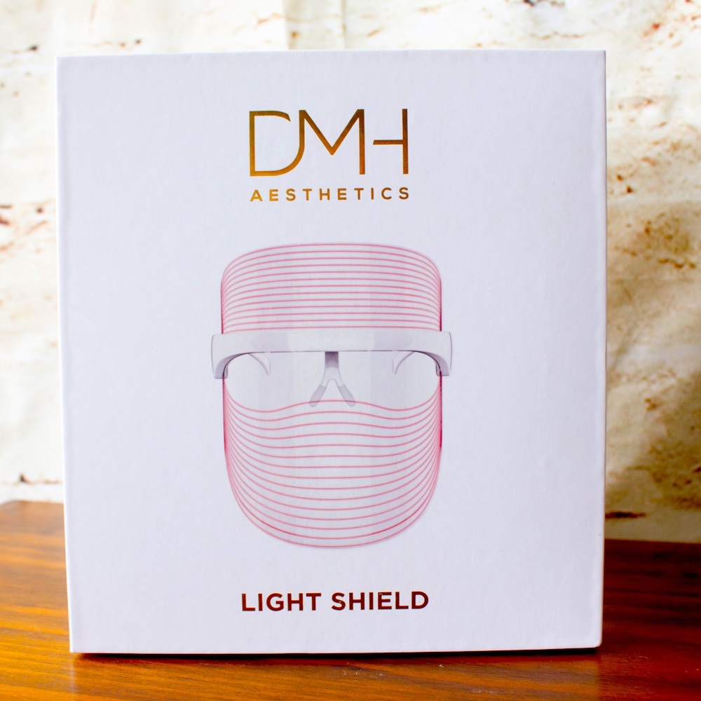 POOSH, Kourtney Kardashian - Red, blue, amber LED